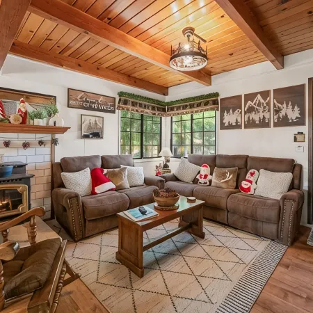 Peregrine Chalet