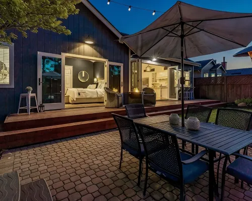 Gourmet Kitchen in Wine Country w/Hot Tub + Office Hotels in Windsor