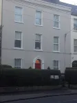 Intl Townhouse Apt on The Crescent: perfect for walking everywhere! - 2-Star