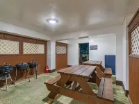Geoje Island Harmony Pension Hotel dekat Tebing Sinseondae