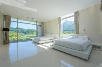 Jeongeup Elystay Poolvilla