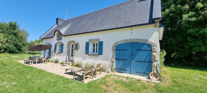 Superb renovated villa in Kerdalé with large garden - 400m from the beach Hotels in Tregunc