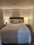 AQUAHOLIC VISTA - Homestays