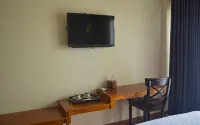 Nina Hotel Syariah - balcony