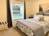 Sunny Cottage, Close to Town & Family Friendly