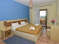 Moonbeam Hotel Hotels near Pefkari Beach