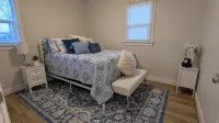 New Charming Murray 2 BR Home just  20 min to mtns or downtown, 5 min to IMC.