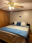 Cozy 2 bedroom condo walking distance to slopes hot tub,pool,gameroom,gym.