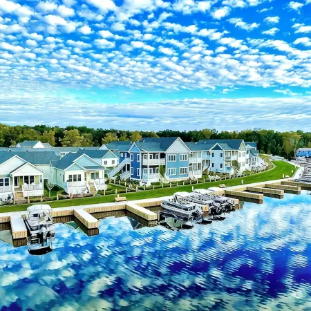 Stunning 3-Story Lakehouse in Sylvan Beach, Sleeps 10, WiFi & Walk to the Beach!