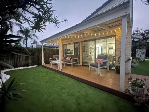 Seabreeze Villa on Mermaid Beach - Broadbeach - Homestays