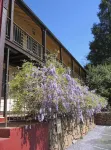 #10 1938 Historic Downtown Apt - King Bed- Kitchen - 3-Star