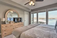 Lake Front Getaway - Lake of the Ozarks - Homestays