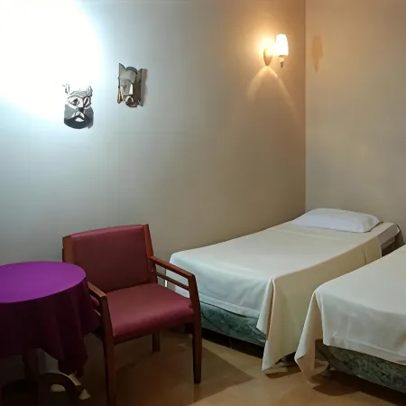 Alicia Hotel & Restaurant