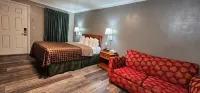Sycamore Inn Chico University Area