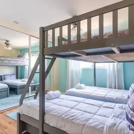 La Mesa Family Retreat - 20 minutes to Beaches & More!