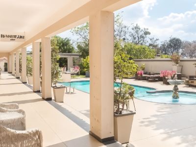 Inn and Out Plus Craighall