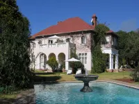 Villa Victoria Executive Guest House - Pools