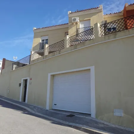Villa 5 bedrooms near beach with private heated pool