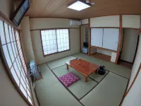 Yuzawa Ski House - Guest houses