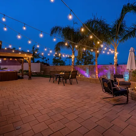 Spacious Home 7mi to Beach, King Bed, Spa, Firepit, Games, Perfect for Groups