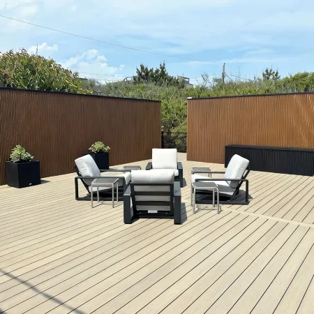 Oceanfront renovated home in FI Pines, stunning views & spacious outdoor oasis