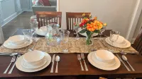 Immaculate Midtown Home for Work Teams & Families - 방갈로