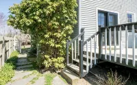 Walk to Beach/Cliff Walk! Fantastic Location! July Opening! Fenced Yard! Pets! - 4-Star