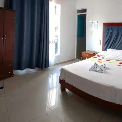 Hotel Bella Orquidea Hotels near Benito Salas Airport
