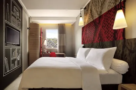 Ibis Styles London Gatwick Airport