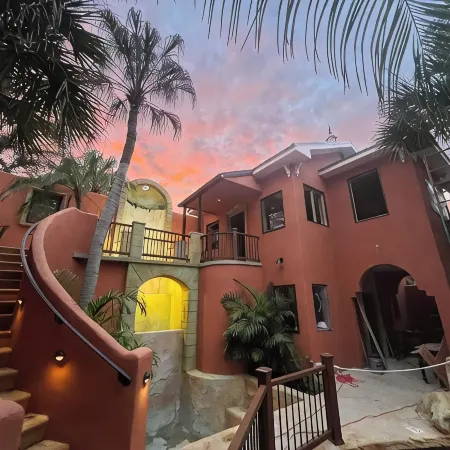 The Casita is a stunning villa in a tropical oasis in historic downtown DeLand.