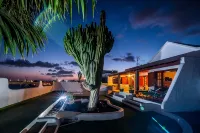 OPPORTUNITY! Stunning exclusive Villa next to the sea - ヴィラ