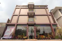 OYO Flagship 91295 Suria City Syariah Hotels in Bandung City