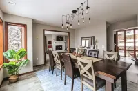 Spacious Forest Retreat - Firepit & Pool Table - 4-Star