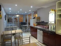 Hôtel et Appart 'hôtel Chez Gino ETAPLES-Le Touquet - petit déjeuner