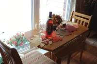 Large Apartment with Private Entrance, Car Port, Deck, and Firepit, Sleeps 4.