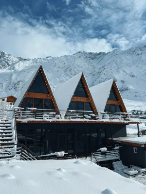 Pyramid Kazbegi Apartments - 2-Star