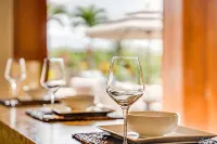Luxury Hawaiian Retreat with Beach Club, Pool, Spa, Gazebo, Golf Cart & E-Bikes - Balkon