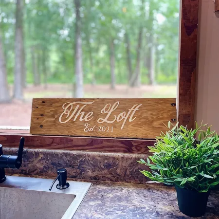 The Loft  Private Cabin Near Hulaween & Spirit of the Suwannee