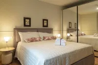 Dimora Paolina charming villa with secret garden, in the historical center of Lucca - Bungalows