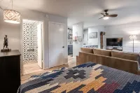 5Mins to Canyon! Cozy Mammoth Lakes Studio in Town/Hot Tub+Sauna/Walk to Shops - Apartemen