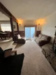 Roomy three bedroom home with Boat/RV parking - 3 tähden
