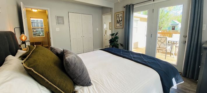 — Bear Bungalow Hot Springs — Fully Remodeled, Convenient Location Hôtels à&nbsp;: Comte de Fall River