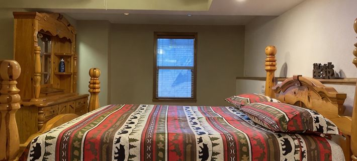 Gorgeous 3 bedroom cabin with Garage parking and Tesla supercharger close by Hotels in Arnold