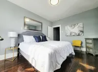 Modern Victorian Family Home Mins-To Downtown/OTR!! - balcony