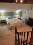 3's a Charm - Relax after wine touring, sightseeing & shopping - 2-Star