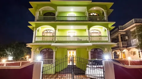 Larios Beach Holidays in Baga