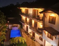 Seven Moon Villa Bentota - Swimmingpools