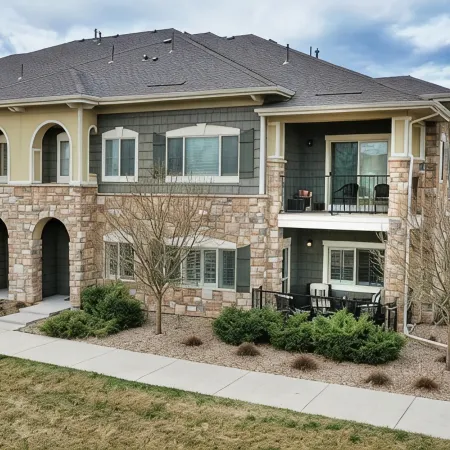 Lavish Tranquil No-Steps Oasis