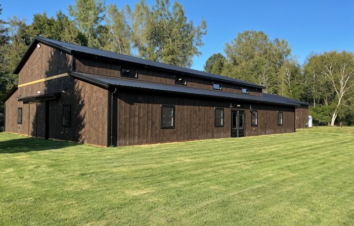 Log home on 17 Acres w/ Modern Amenities - near Frankenmuth