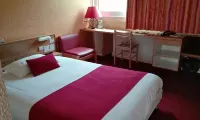 Logis Hôtel Atrium Epinal Golbey - Parkering